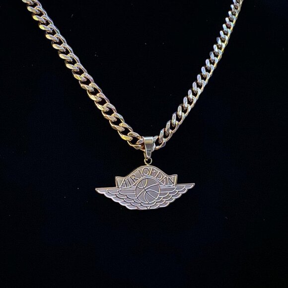 Air Jordan Cuban Necklace - Jumpman - Michael Jordan - MJ - 23 - NBA Basketball - Picture 2 of 3